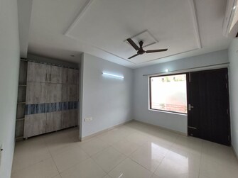 4 BHK Builder Floor For Rent in DLF Gateway Tower in Dlf Phase ii, Gurgaon
