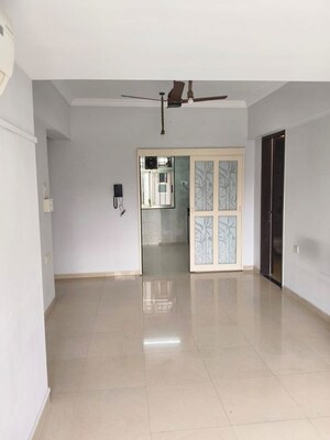 2 BHK Apartment For Rent in Bandra West