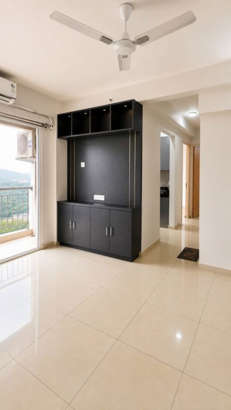 Room, godrej-emerald 3 Bedroom 1010 Sq.Ft. Apartment In Ghodbunder Road Thane 10638568