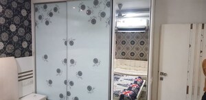 Furnished Amenities in 3 BHK Apartment at Bodakdev – for Rent
