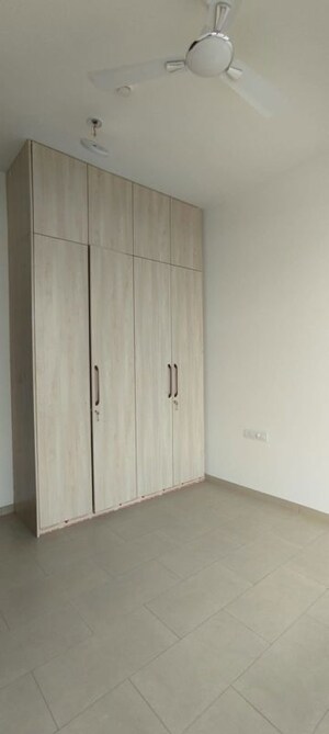 Room in 3 BHK Apartment at Sobha City Gurgaon, Sector 108 – for Rent