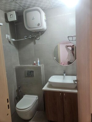Bathroom in 3 BHK Builder Floor at Dlf Phase ii – for Rent