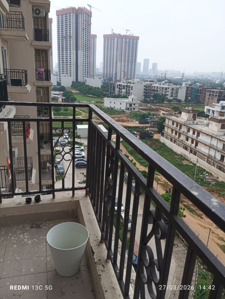 Balcony, signature-global-prime 2 Bedroom 690 Sq.Ft. Apartment In Sector 63a Gurgaon 10638641