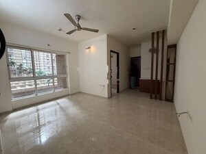 2 BHK Apartment For Rent in Lodha Amara, Kolshet Road