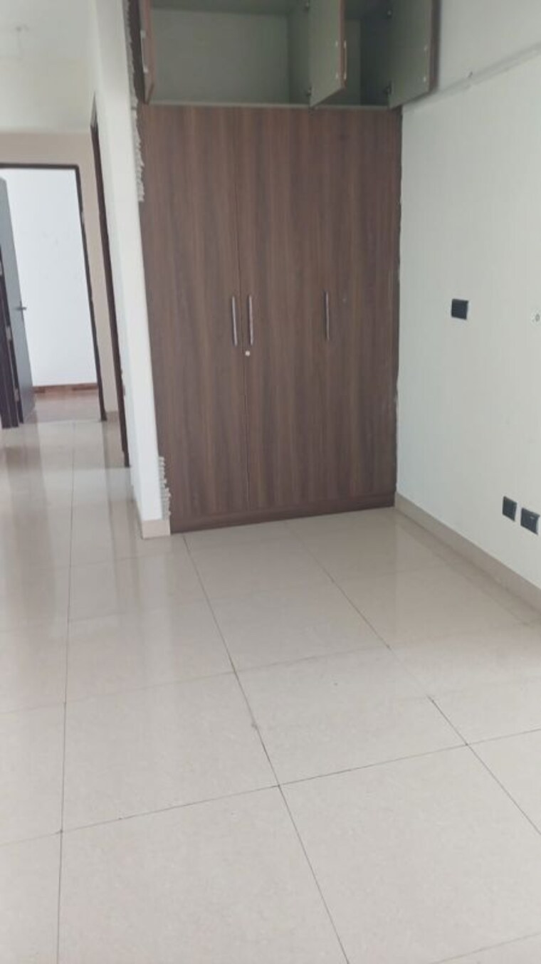 Room, govind vihar 3 Bedroom 1800 Sq.Ft. Apartment In Govind Vihar Dehradun 10638698