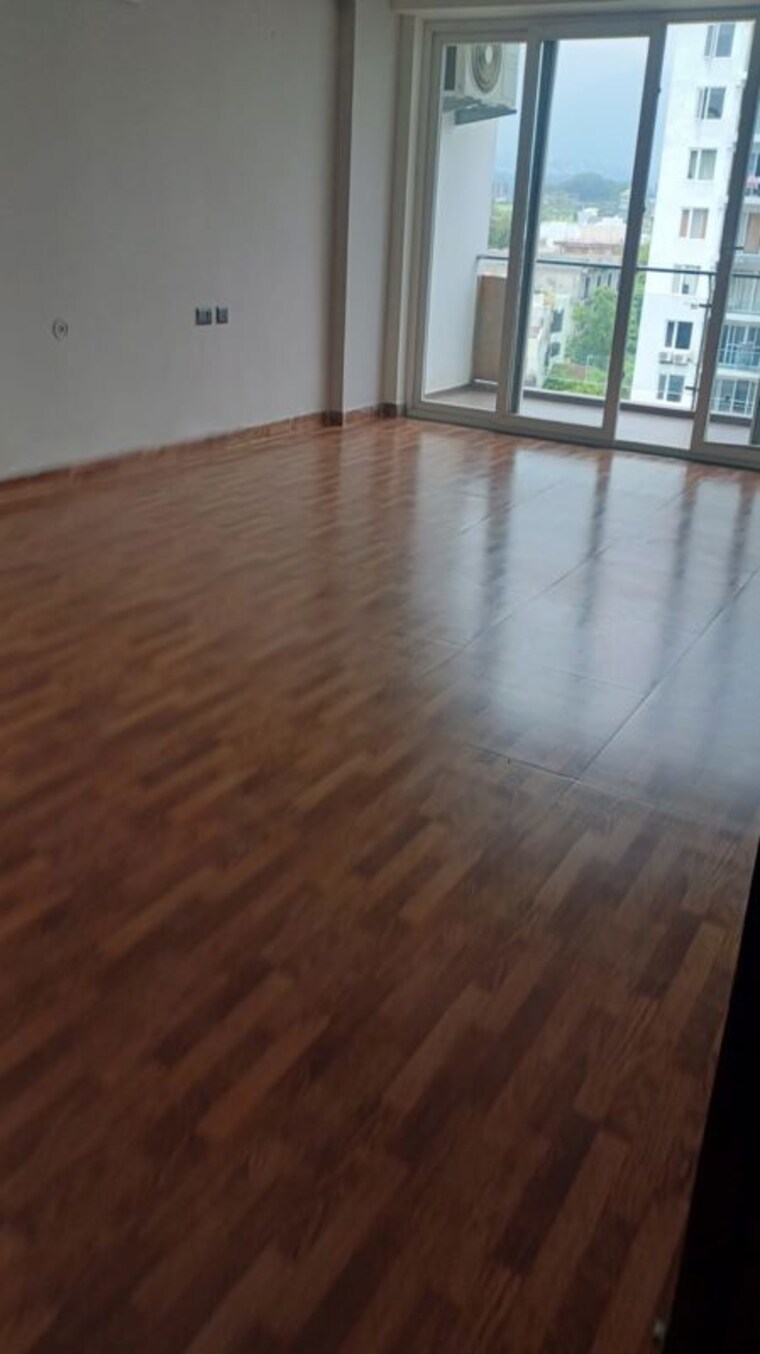 Room, govind vihar 3 Bedroom 1800 Sq.Ft. Apartment In Govind Vihar Dehradun 10638698