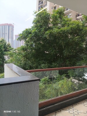 Balcony in 3 BHK Apartment at Signature Global City 63A, Sector 63a – for Rent