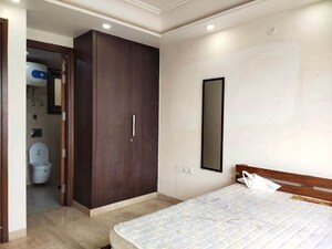 Room in 3 BHK Builder Floor at Chittaranjan Park – for Sale