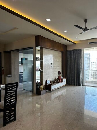 2 BHK 800 Sq.Ft. Apartment in Tarangan Towers