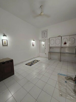 Bathroom in 3 BHK Builder Floor at Greater Kailash – for Rent