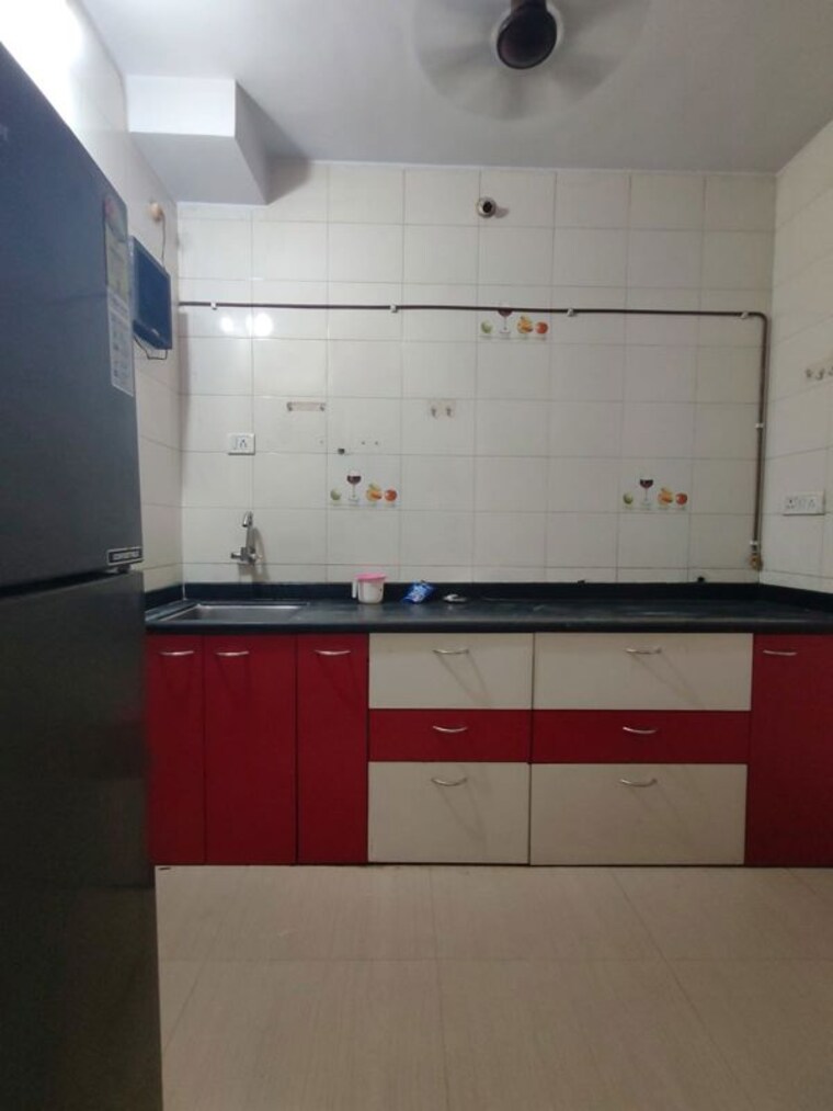 Kitchen, dosti-group-maitri-vatika 2 Bedroom 720 Sq.Ft. Apartment In Kalwa Thane 10638884