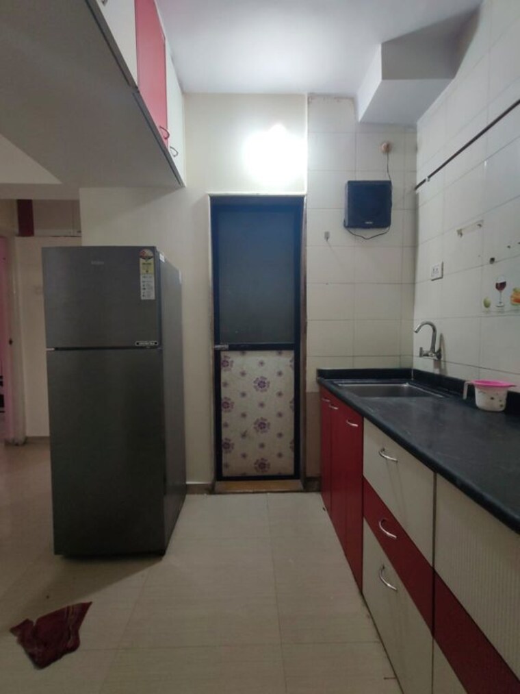 Kitchen, dosti-group-maitri-vatika 2 Bedroom 720 Sq.Ft. Apartment In Kalwa Thane 10638884