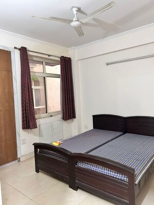 Living Room in 3 BHK Builder Floor at Race Course – for Rent