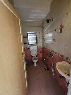 Bathroom in 2.5 BHK Apartment at Mahavir Heights Ghansoli, Ghansoli – for Rent