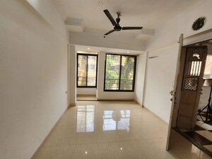 Living Room in 2.5 BHK Apartment at Mahavir Heights Ghansoli, Ghansoli – for Rent