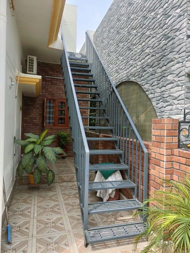 Balcony, engineers enclave 1 Bedroom 1000 Sq.Ft. Independent House In Engineers Enclave Dehradun 10638911