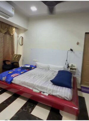 Bedroom in 2 BHK Apartment at Shiv Kripa CHS Andheri, Andheri West – for Rent