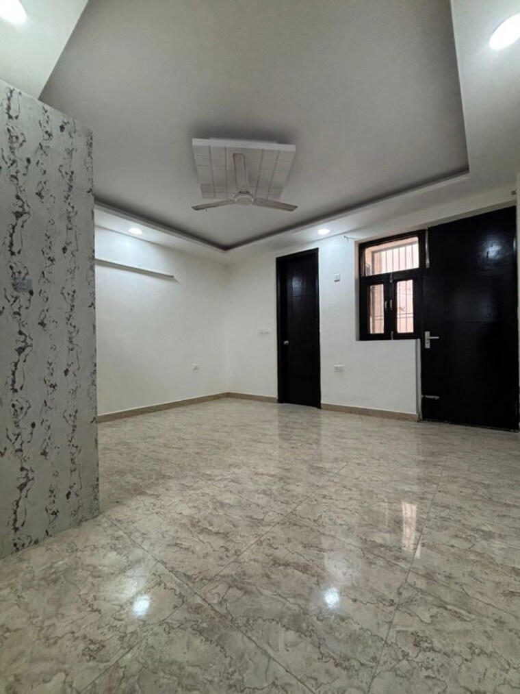 Room, eros-lakewood-city 4 Bedroom 525 Sq.Yd. Builder Floor In Suraj Kund Faridabad 10620675