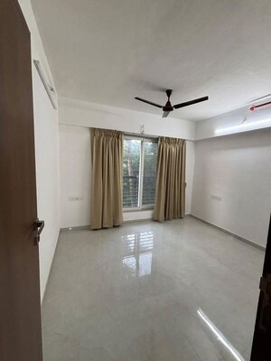 Bedroom in 2 BHK Apartment at Pratham Prerana CHS, Andheri West – for Rent
