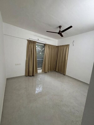 Bedroom in 2 BHK Apartment at Pratham Prerana CHS, Andheri West – for Rent