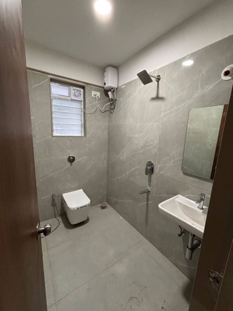 Bathroom, pratham-prerana-chs 2 Bedroom 1100 Sq.Ft. Apartment In Andheri West Mumbai 10638933