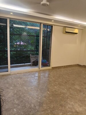Room in 3 BHK Builder Floor at Panchsheel Park – for Rent