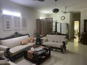 Living Room in 2 BHK Apartment at Kailash Colony – for Rent