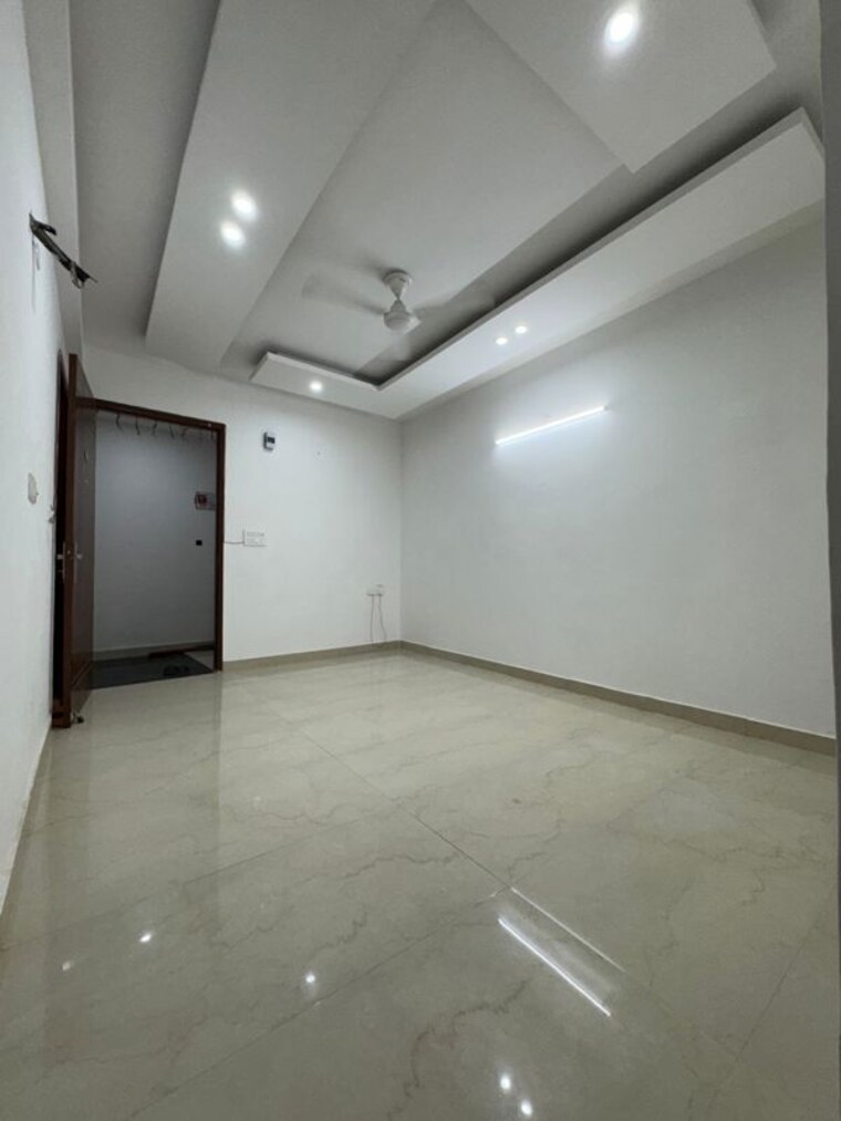 Room, chattarpur 2 Bedroom 1000 Sq.Ft. Apartment In Chattarpur Delhi 10638975
