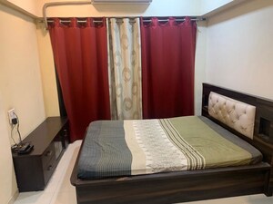 Bedroom in 2 BHK Apartment at Shri Balaji Ashirwad, Malad West – for Rent