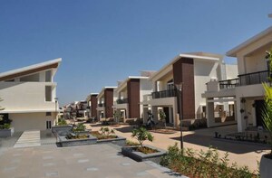 4 BHK Villa – Exterior View View at Prestige Mayberry, Chansandra - for Rent