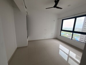 2 BHK Apartment For Rent in Kalpataru Immensa, Kolshet Road