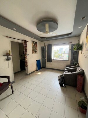 Team Area in 1 BHK Apartment at Avanti Apartment, Kothrud – for Rent