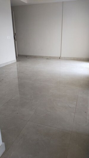 Room in 3.5 BHK Apartment at LR Bluemoon Homes, Raj Nagar Extension – for Sale