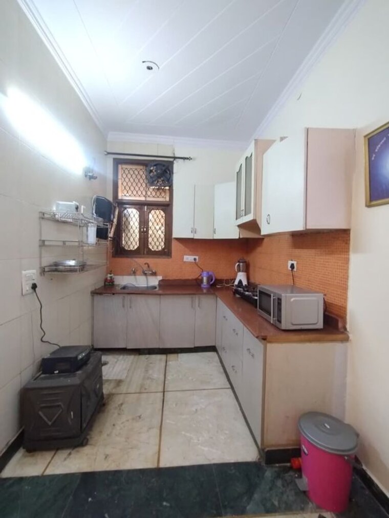 Living Room, sector 23 3 Bedroom 1500 Sq.Ft. Builder Floor In Sector 23 Gurgaon 10639137