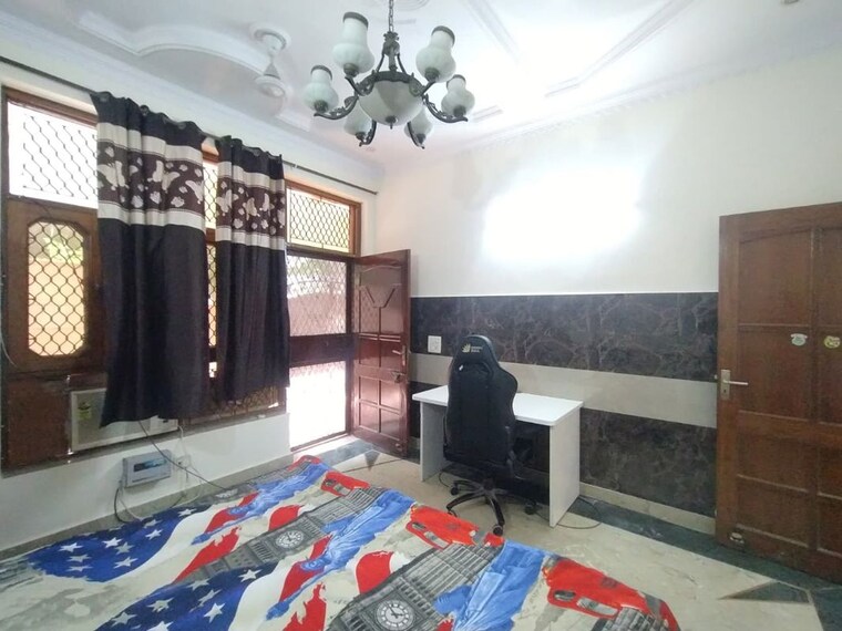 Bedroom, sector 23 3 Bedroom 1500 Sq.Ft. Builder Floor In Sector 23 Gurgaon 10639137