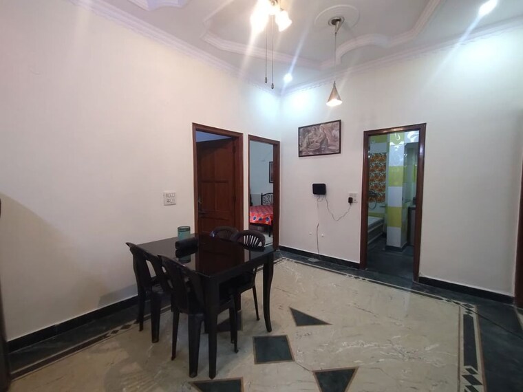 Team Area, sector 23 3 Bedroom 1500 Sq.Ft. Builder Floor In Sector 23 Gurgaon 10639137