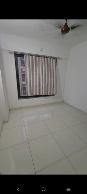 Room in 3 BHK Apartment at Kavisha Aer, Shela – for Rent