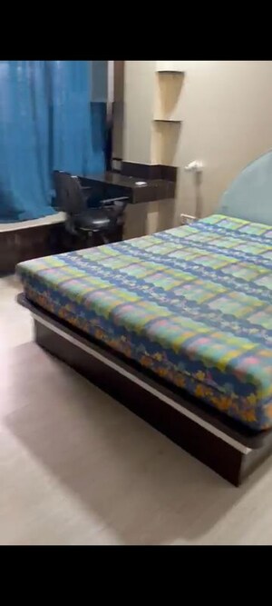 Bedroom in 2 BHK Apartment at Prime Avenue Vile Parle, Vile Parle West – for Rent