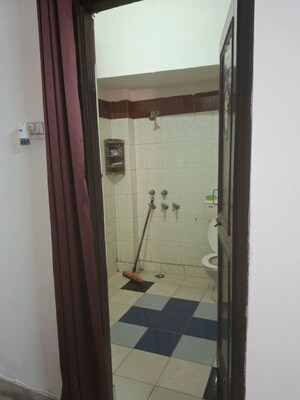 Building Lobby in 1 BHK Builder Floor at Sector 21 – for Rent