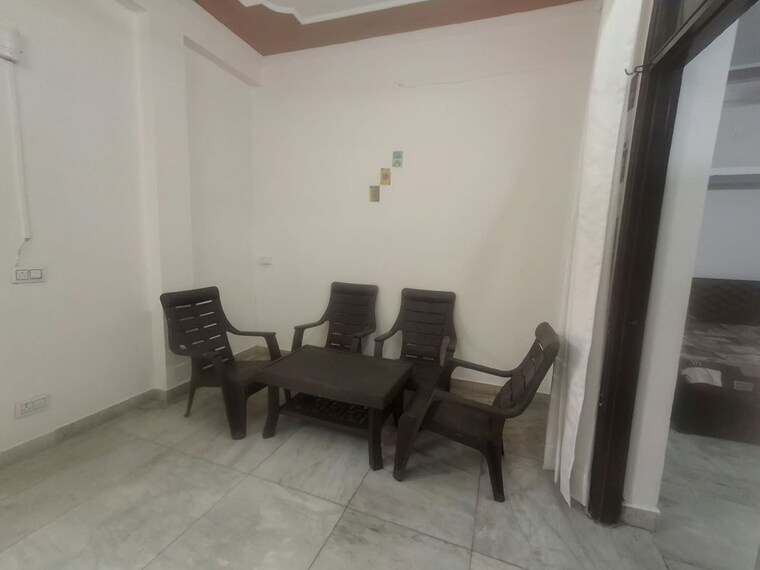 Living Room, sector 21 1 Bedroom 700 Sq.Ft. Builder Floor In Sector 21 Gurgaon 10639143