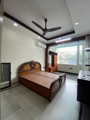 Bedroom in 2 BHK Builder Floor at Palam Vihar – for Rent