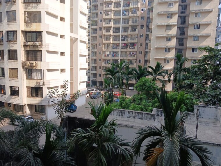 Exterior View, platinum-life 2 Bedroom 780 Sq.Ft. Apartment In Andheri West Mumbai 10639155