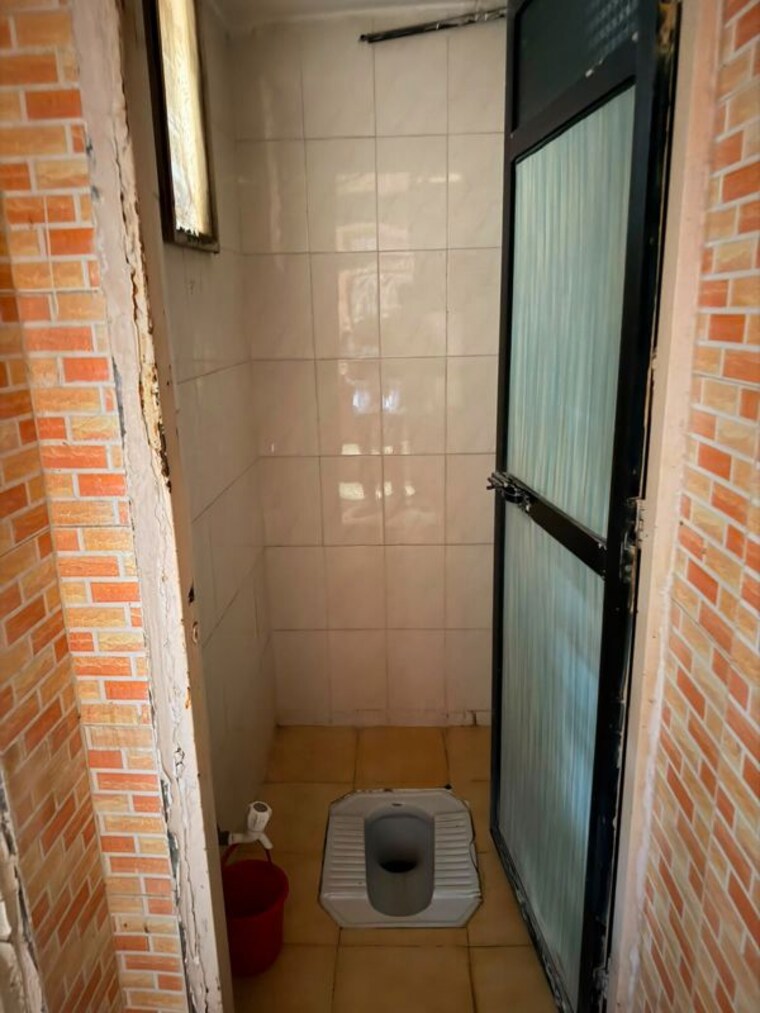 Bathroom, new-nikita-apartments 2 Bedroom 750 Sq.Ft. Apartment In Borivali West Mumbai 10639166
