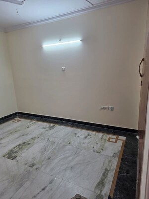 Room in 2 BHK Builder Floor at Sector 23a – for Rent