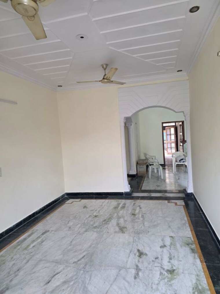 undefined, sector 23a 2 Bedroom 1200 Sq.Ft. Builder Floor In Sector 23a Gurgaon 10639170