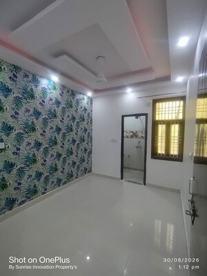 Master Bedroom in 2 BHK Builder Floor at Dwarka Mor – for Rent