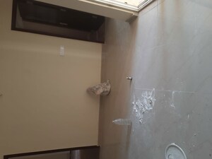 Furnished Amenities in 2 BHK Apartment at AIG Park Avenue, Sector 4 Greater Noida – for Rent