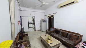 2 BHK Builder Floor For Rent in Sector 49