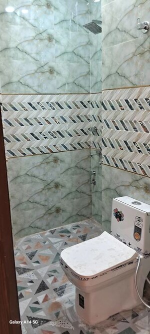 Bathroom in 2.5 BHK Builder Floor at Guru Angad Nagar – for Rent