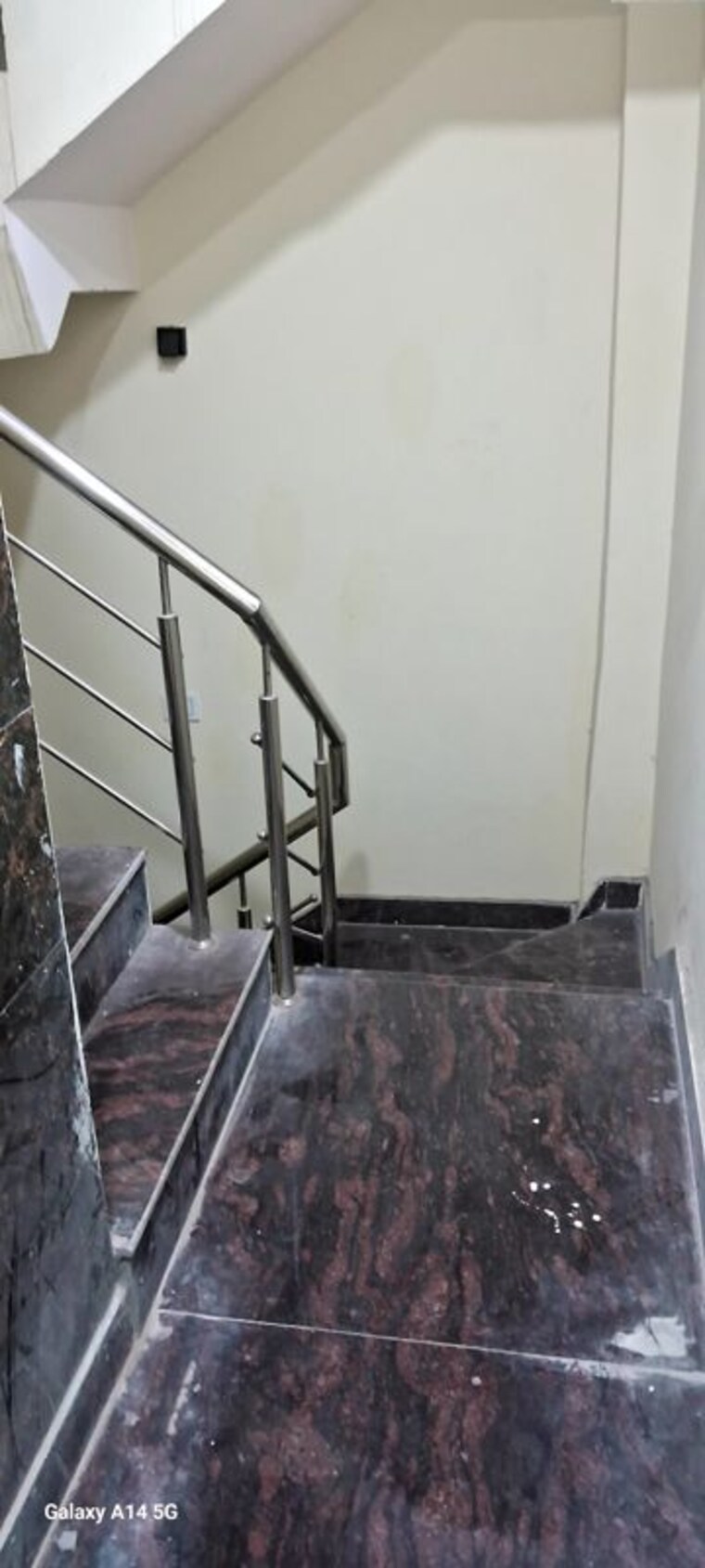 undefined, guru angad nagar 2.5 Bedroom 80 Sq.Yd. Builder Floor In Guru Angad Nagar Delhi 10639209